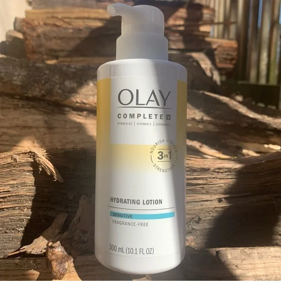 Olay Complete + Hydrating Lotion Sensitive - Picture 1 of 5